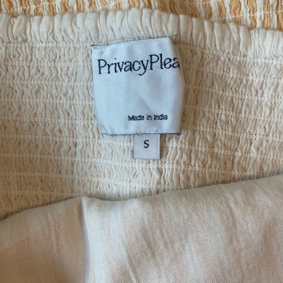 Revolve set! - Picture 6 of 7